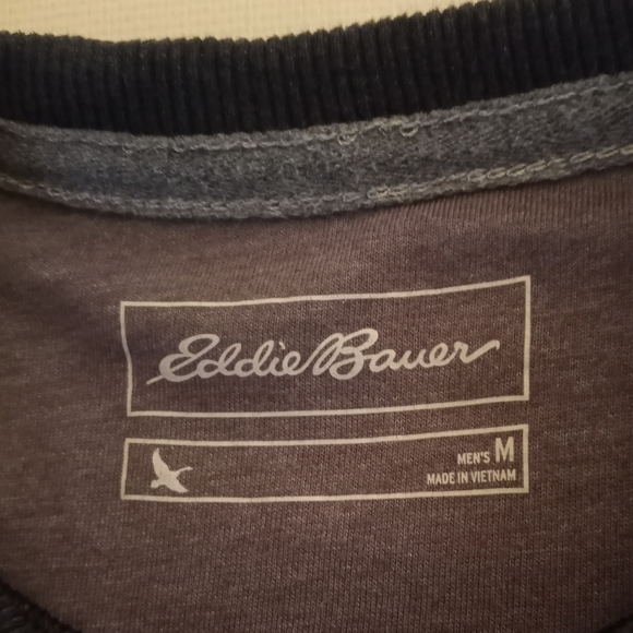 Eddie Bauer Long Sleeve Crew Neck - Picture 2 of 6